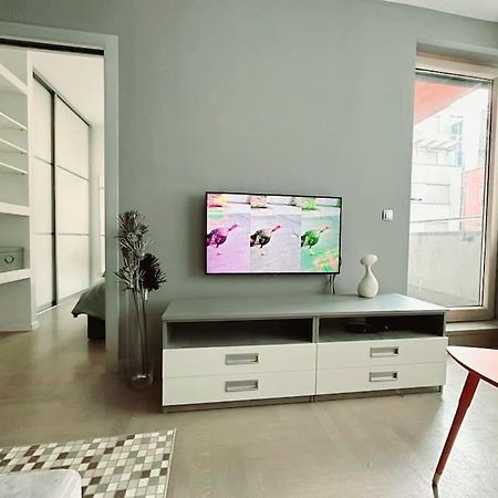 Urban Oasis: Stylish Retreat Apartment Zagreb Exterior photo